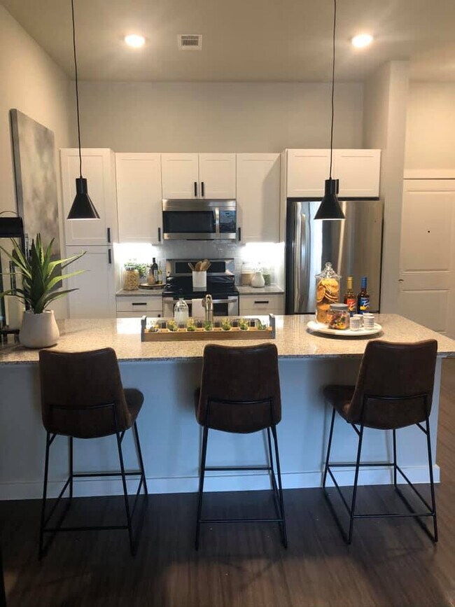 9069 Summer Creek Dr, Fort Worth, TX 76123