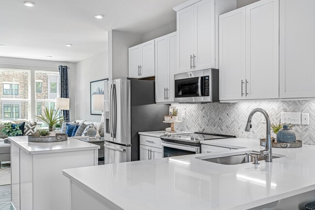 2028 Bolton St, Baltimore, MD 21217 - photo 5