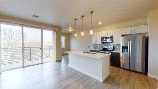 1611 Monroe St, Madison, WI 53711