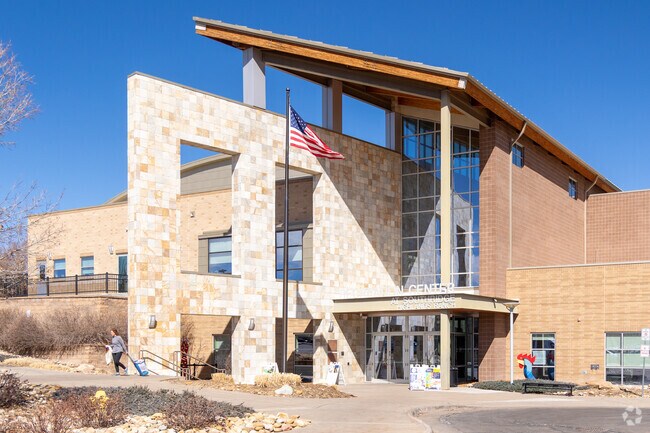 The Southridge Recreation Center offers everything from tennis to swimming.