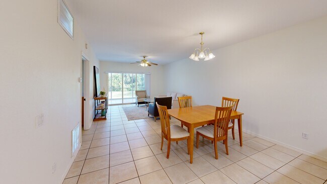 9850 Fiddlers Green Cir unit 130, Rotonda West, FL 33947 - photo 3