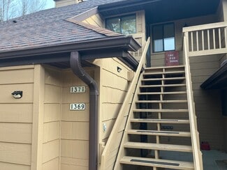 1371 W 18th Ave Unit The Red Door, Oshkosh, WI 54902