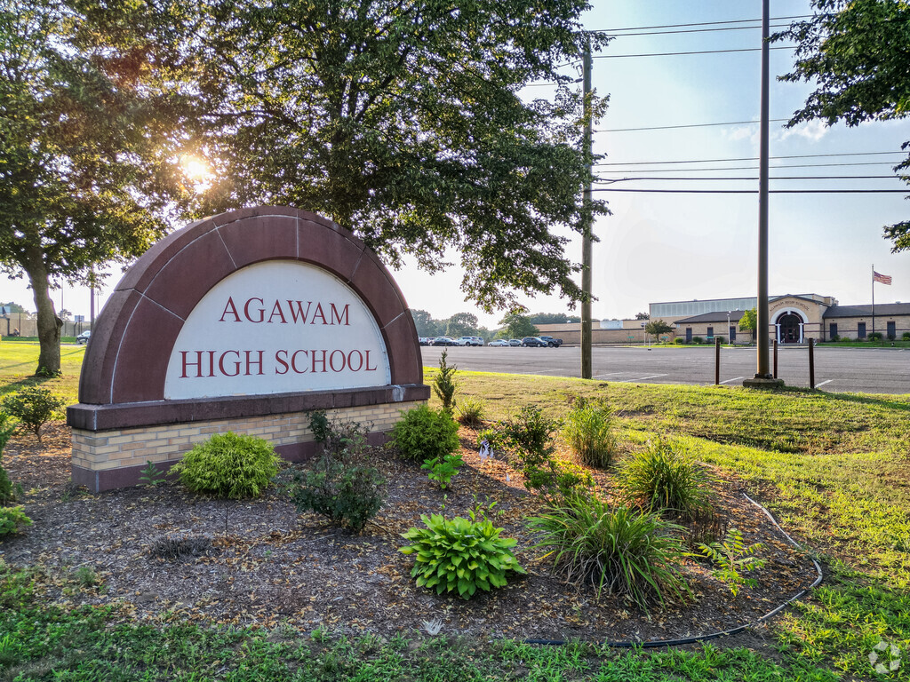 Agawam High school invites the brightest of Agawam to learn.