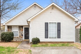 521 Lakecourt Dr, McDonough, GA 30253