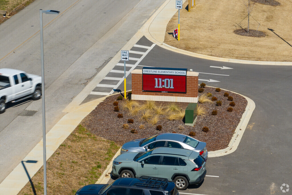 Sign for Crestline Elementary School in Hartselle Alabama.