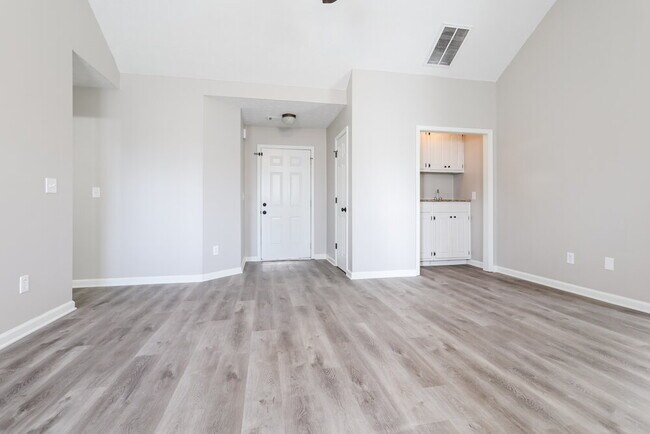 11468 Vinea Way, Hampton, GA 30228 - photo 4