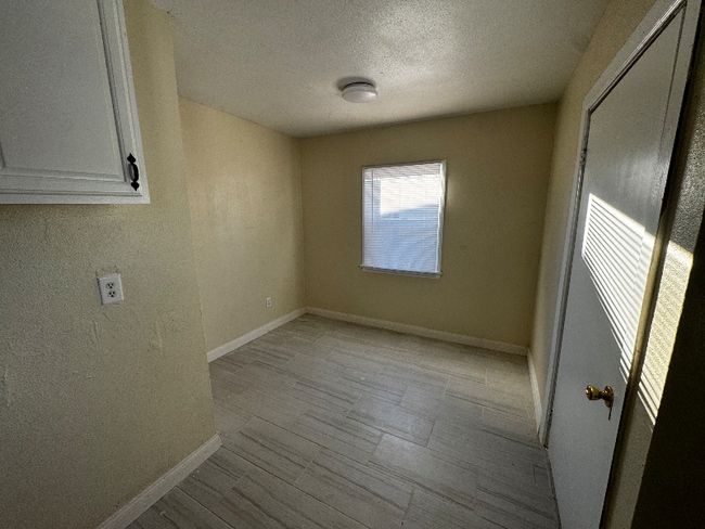1118 Magnolia Ave W, San Bernardino, CA 92411 - photo 3