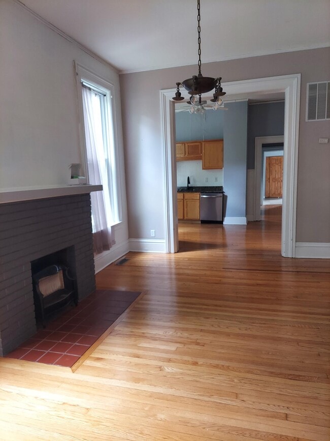 Living room Fireplace