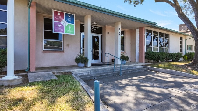 Tracy Seventh-day Adventist has Christ-centered education in Tracy.