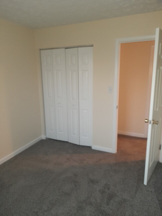 2703 Claybrooke Dr, Windsor Mill, MD 21244 - photo 7