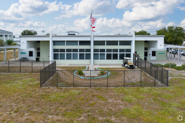 Brookside Middle School in Southside Sarasota is a great school with an excellent teaching staff