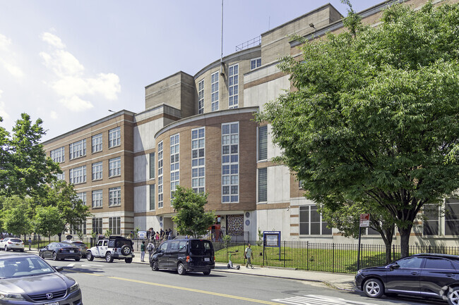 Ps/Ms 194 is a public school located in Bronx, NY