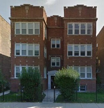 4633 N Lawndale Ave unit 35-3N, Chicago, IL 60625 - photo 1
