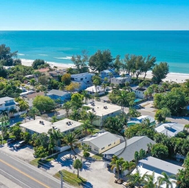 3006 Gulf Dr unit ID1363942P, Holmes Beach, FL 34217 - photo 6