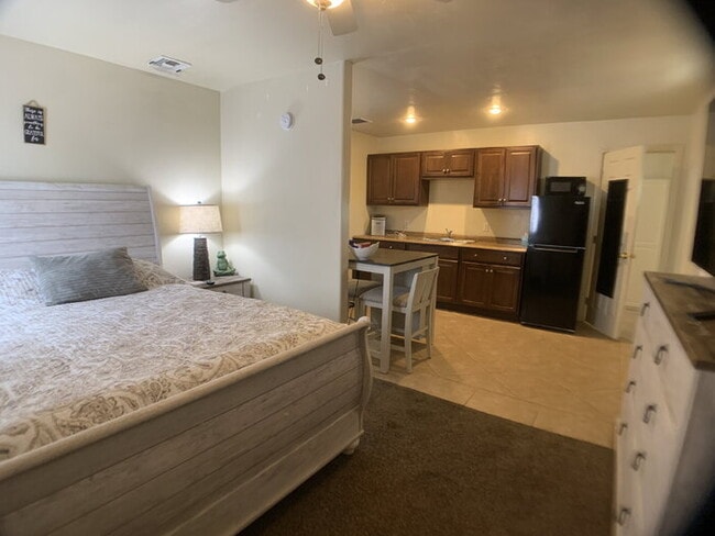 3333 W 8th St unit d d19, Thatcher, AZ 85552 - photo 2