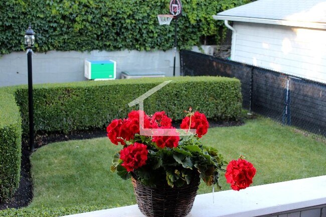 39 Donnybrook Rd, Brighton, MA 02135 - photo 6