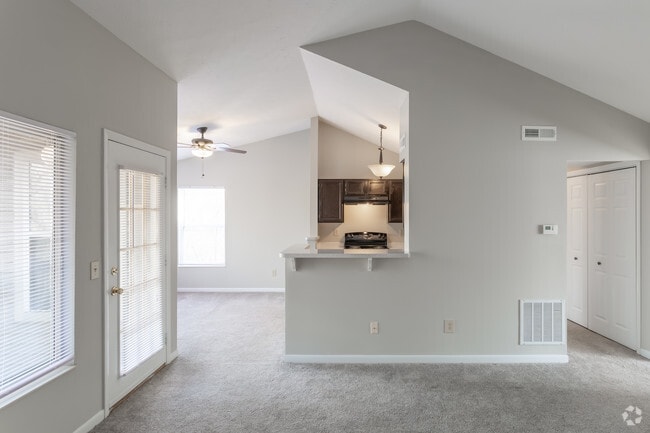 2BR, 2BA with fireplace - 1,033 SF
