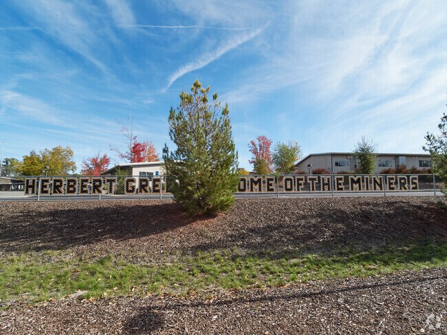 Herbert C. Green Middle School provides education in the neighborhood of 
El Dorado County.