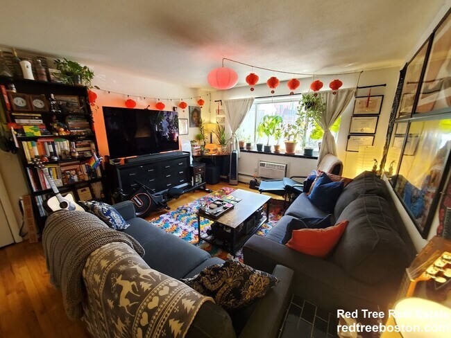 245 Kelton St unit 24, Allston, MA 02134 - photo 4