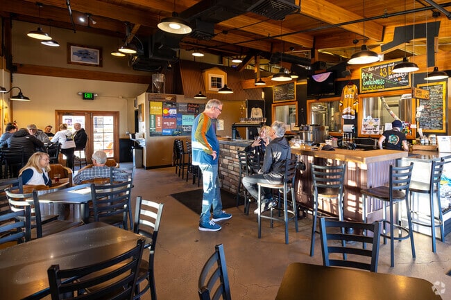 Have some drinks with friends at the Pikes Peak Brewing in the Woodmoor neighborhood.