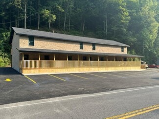 456 Town Mountain Rd, Pikeville, KY 41501