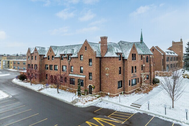 Cretin-Derham Hall has a 100% graduation rate.