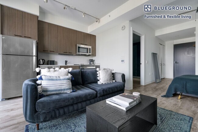 501 Brazos St unit FL20-ID232, Austin, TX 78701 - photo 4