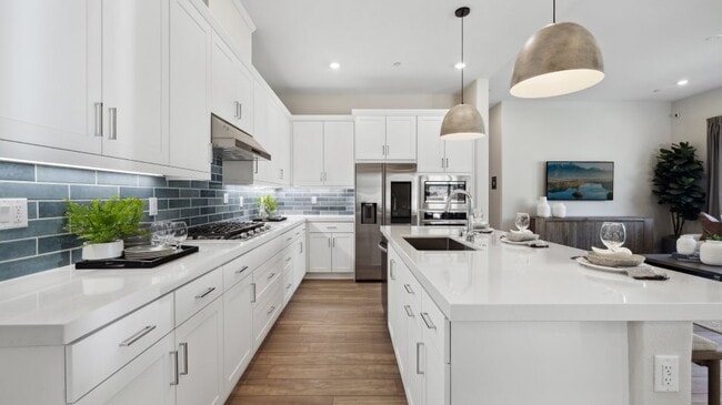 24515 Villa La Sombrilla, Santa Clarita, CA 91354 - photo 6