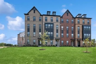 14914 Deco Cir, Chantilly, VA 20151