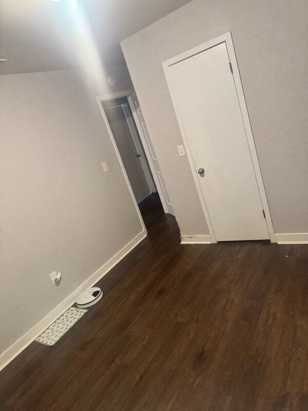 802 Abney Ave unit B, Lufkin, TX 75904 - photo 4