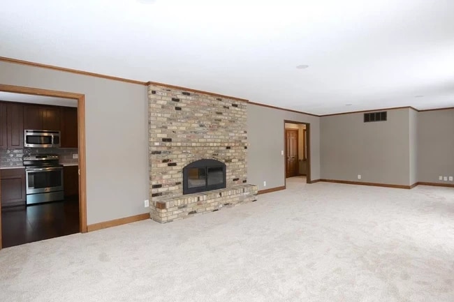 7217 Glouchester Dr unit 7215 Glouchester, Minneapolis, MN 55435 - photo 4