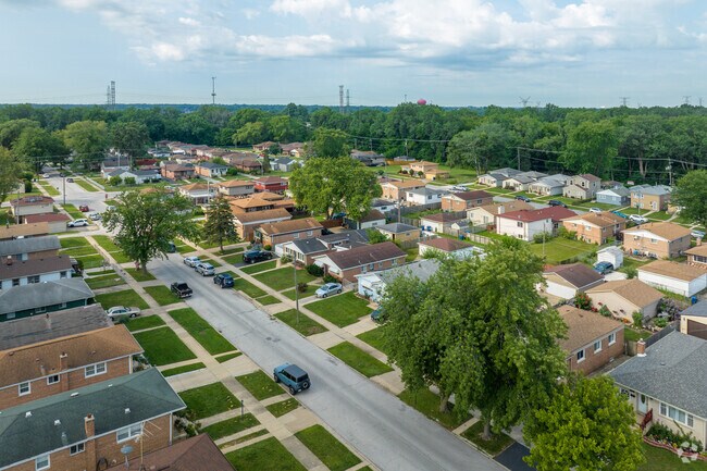 Aerial view of mixed style of homes of Burnham, IL, bordering Chicago just to the north.