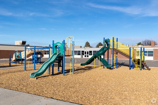 Virginia Court Elementary School