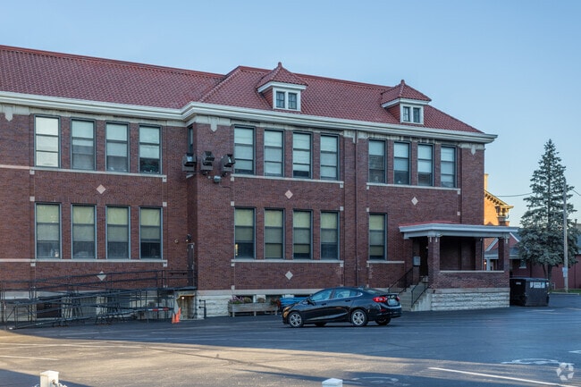 The student population of Prince of Peace Catholic Montessori is 38.