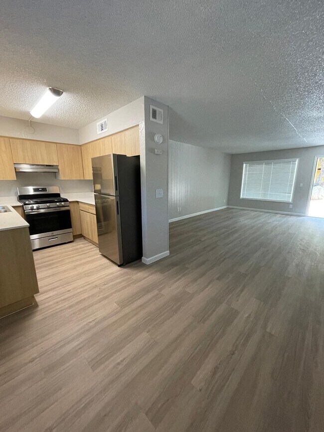1345 S Kolb Rd, Tucson, AZ 85710