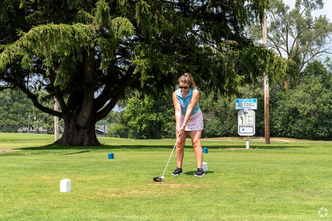 Play a round of golf at Nippersink Golf.