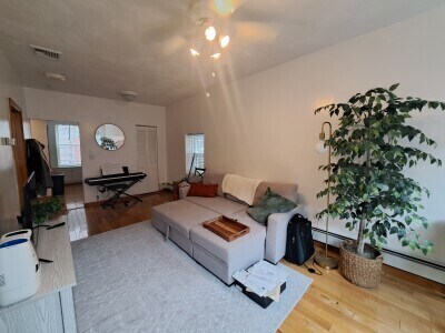95 N Margin St unit 3, Boston, MA 02113 - photo 1