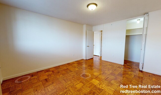 101 Monmouth St unit 211, Brookline, MA 02446 - photo 3