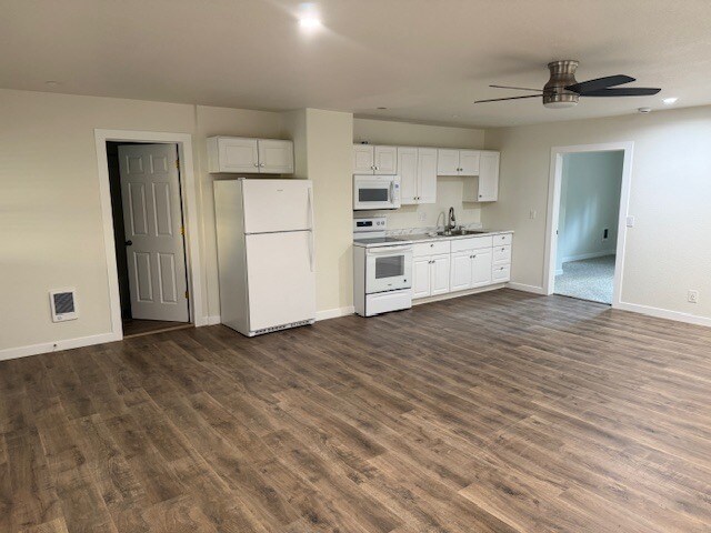 New kitchen, new flooring