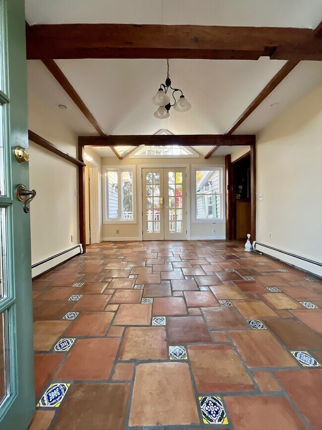 289 White Bridge Rd unit 4, Quakertown, NJ 08868 - photo 2