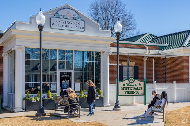 Covington Welcome Center doubles as a film museum and meeting spot for tours.