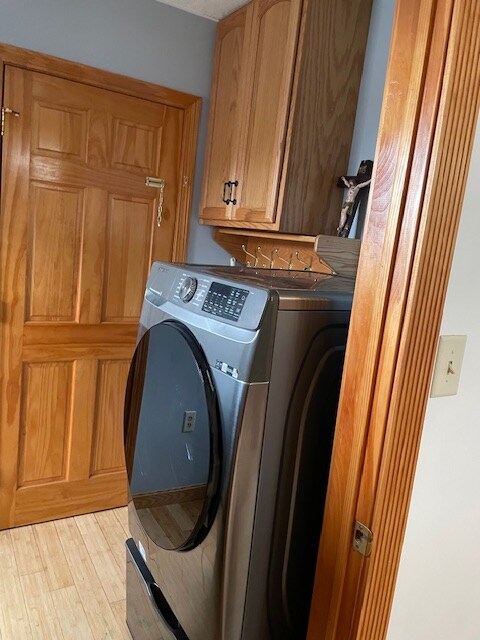 21 Ayer St, Haverhill, MA 01832 - photo 4