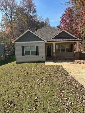 723 Murphy St, Stanley, NC 28164