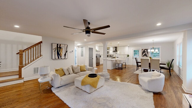 770 Waters Dr SW, Atlanta, GA 30310 - photo 3