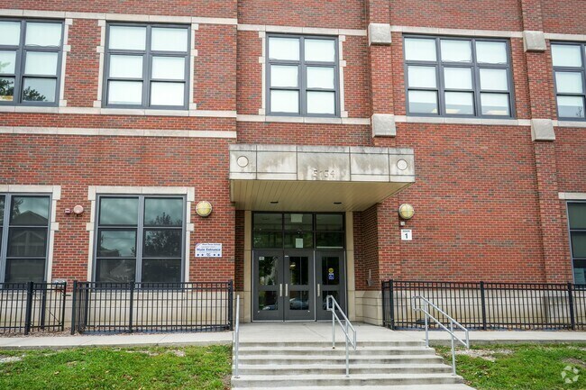 Welcome to Twain Elementary School in Garfield Ridge.