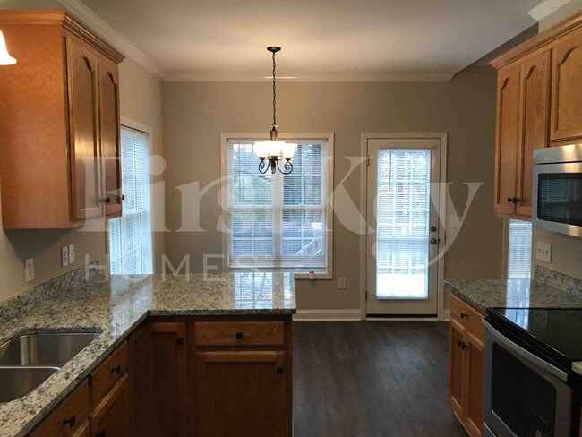 2215 Charles Towne Ct, Kannapolis, NC 28083 - photo 7