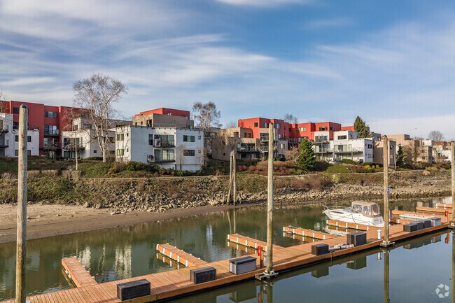 Pier has a docking station to get into the water near some condos in Old Town Chinatown.