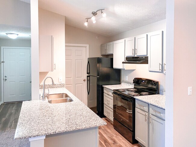 Eagle Chase, Indianapolis, IN 46254 - photo 4