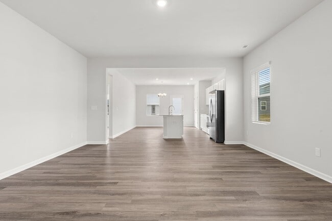 1301 Santa Lucia Rd, New Bern, NC 28560 - photo 4