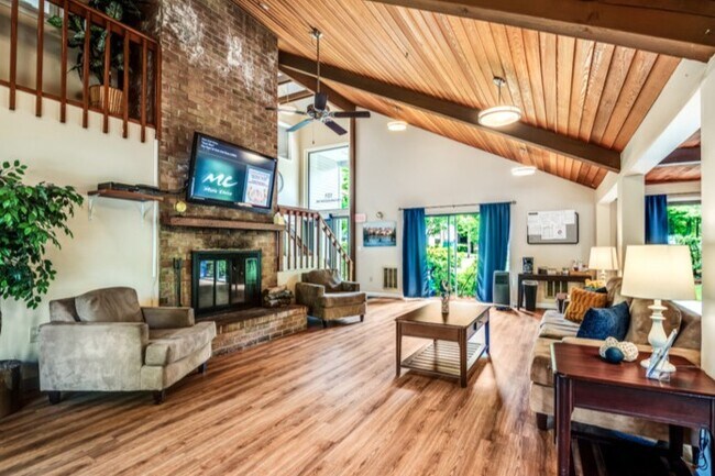 Ramblewood, Holbrook, MA 02343 - photo 6